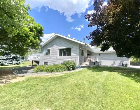 16210 N Greenbluff Rd, Colbert, WA 99005