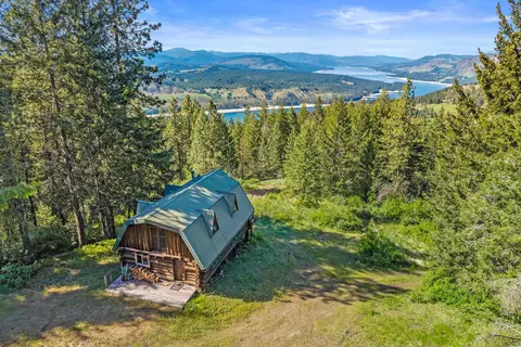 41 Nn Bissel Rd, Hunters, WA 99137