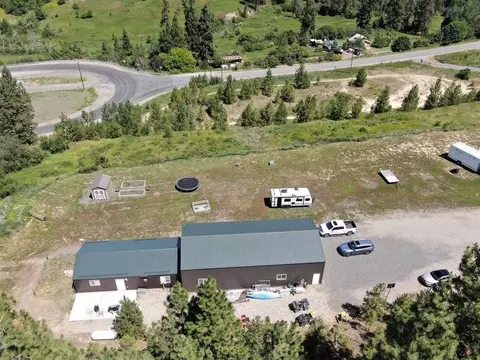 6779 Springdale Hunters Rd, Hunters, WA 99137
