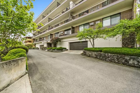 136 E Rockwood Blvd # 404, Spokane, WA 99202