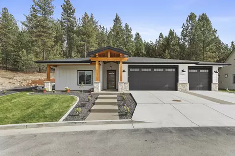 13420 N Golf View Ln, Spokane, WA 99208