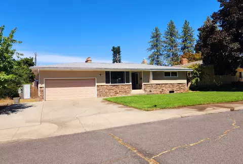 3324 W Elmhurst Ave, Spokane, WA 99208