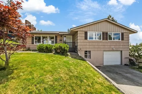3521 W Crown Pl, Spokane, WA 99205