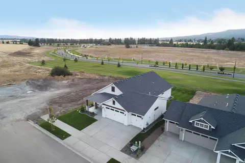 2114 E 33rd Ave, Spokane, WA 99203 photo 27