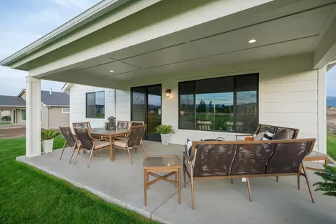 2114 E 33rd Ave, Spokane, WA 99203