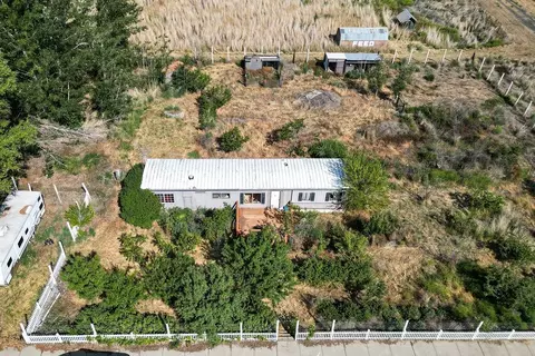 605 Spokane St, Lamont, WA 99017