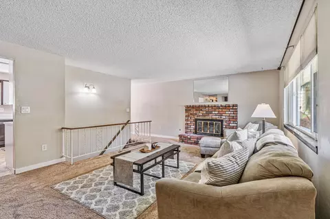 509 E Parkhill Dr, Spokane, WA 99208 photo 4
