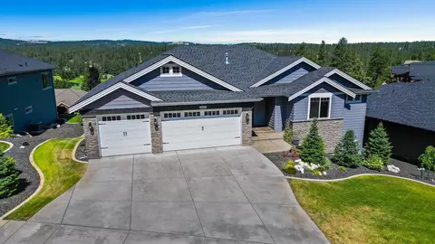 14011 N Wandermere Estates Ln, Spokane, WA 99208