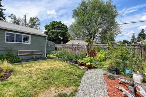 2207 E Nebraska St, Spokane, WA 99207 photo 41