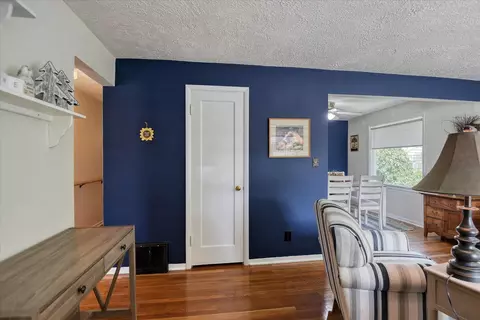 2207 E Nebraska St, Spokane, WA 99207 photo 2