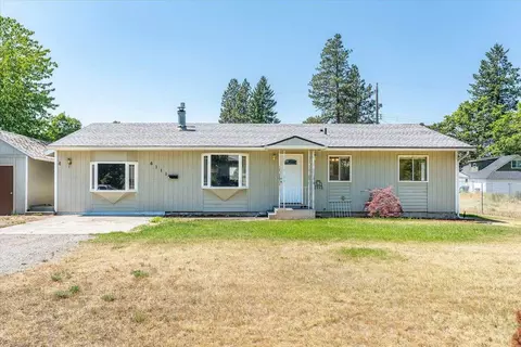 6111 N Stevens St, Spokane, WA 99205