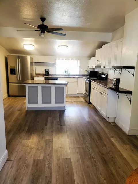 2319 E 1st Ave, Spokane, WA 99202 photo 8