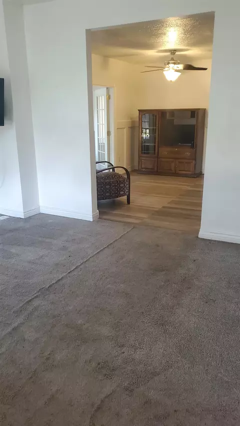 2319 E 1st Ave, Spokane, WA 99202 photo 5
