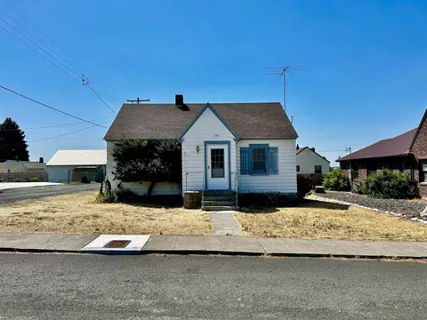 204 S 4th St, Odessa, WA 99159