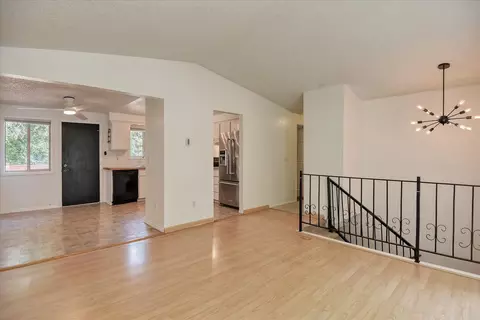2011 E 5th Ave, Spokane, WA 99202 photo 4