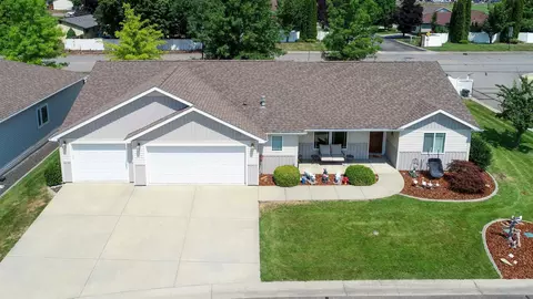 14407 E Cloverdale Ln, Spokane Valley, WA 99216