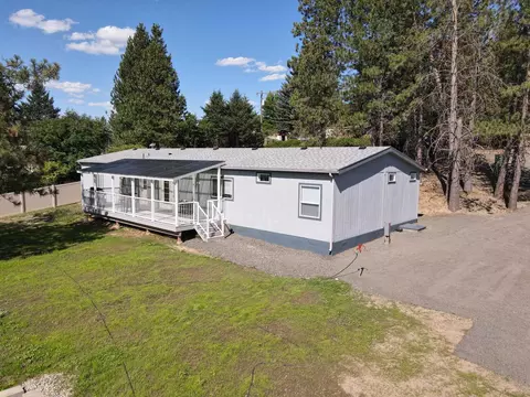 123 N Sprague St, Rockford, WA 99030