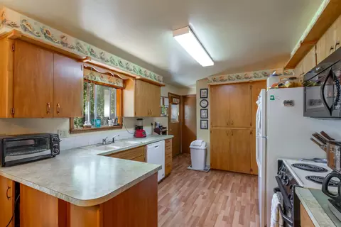 13420 E 8th Ave, Spokane Valley, WA 99216 photo 10