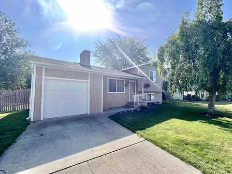 706 N Moore Rd, Veradale, WA 99037