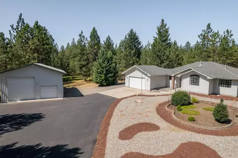 19421 N Division Rd, Colbert, WA 99005