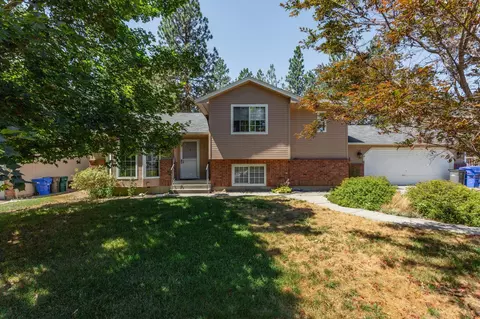 15111 N Gleneden St, Spokane, WA 99208