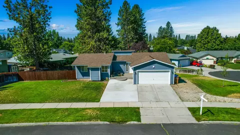 10509 N Woodridge Ct, Spokane, WA 99208