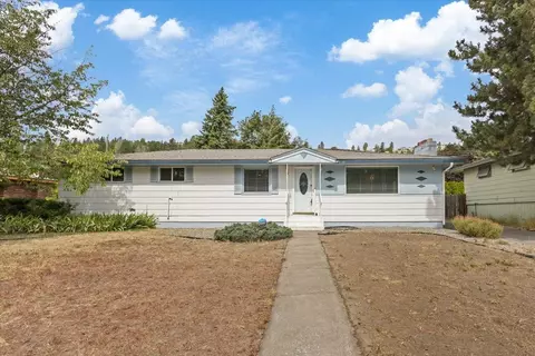 8309 N Country Homes Blvd, Spokane, WA 99208