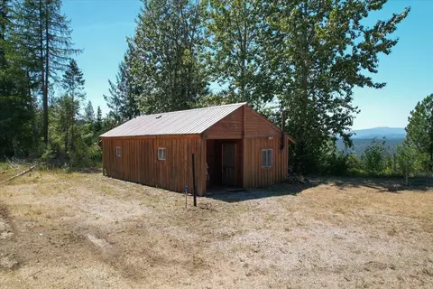 172 Pisgah Mountain Ln, Newport, WA 99156
