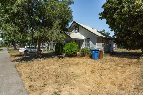 1613 E Cataldo Ave, Spokane, WA 99202