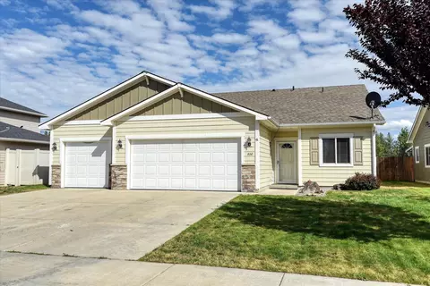 620 E Jim Darby Dr, Medical Lake, WA 99022