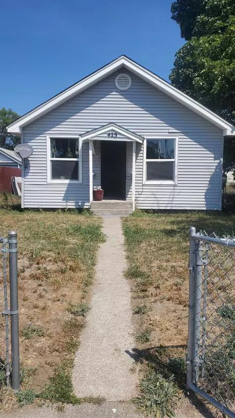423 E Heroy Ave, Spokane, WA 99207