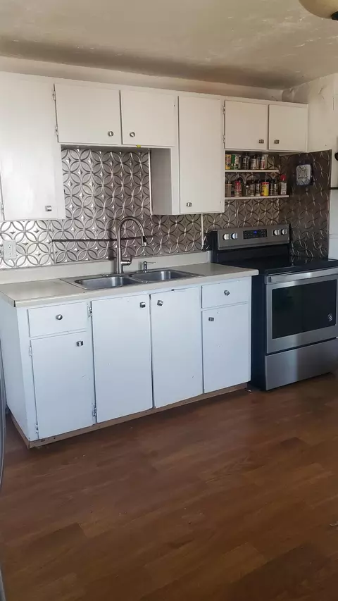 423 E Heroy Ave, Spokane, WA 99207 photo 4