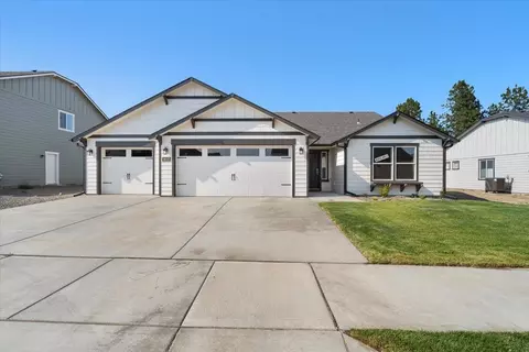 18517 East 17th Avenue #EDGEWOOD 9/4, Spokane Valley, WA 99016