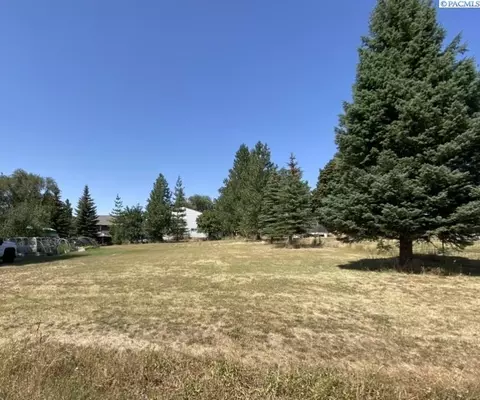 720 W Illinois St, Palouse, WA 99161