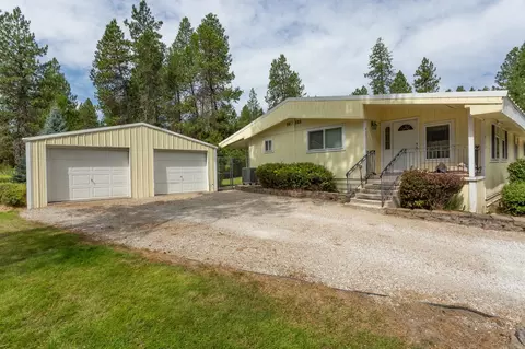 611 W Denison Chattaroy Rd, Deer Park, WA 99006