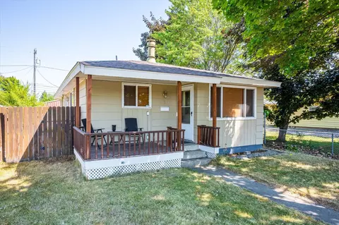 701 E Bismark Ave, Spokane, WA 99207 photo 2