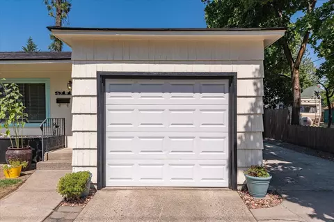 911 E 37th Ave, Spokane, WA 99203 photo 26