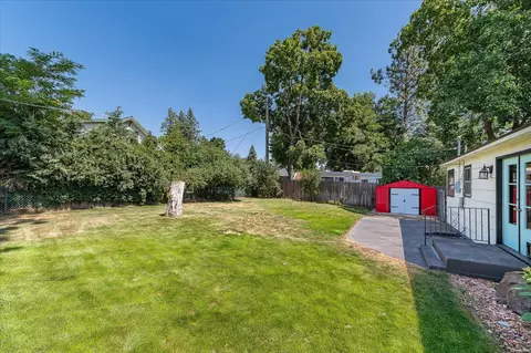 911 E 37th Ave, Spokane, WA 99203 photo 34