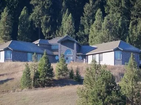 9401 N Bruce Rd, Spokane, WA 99217