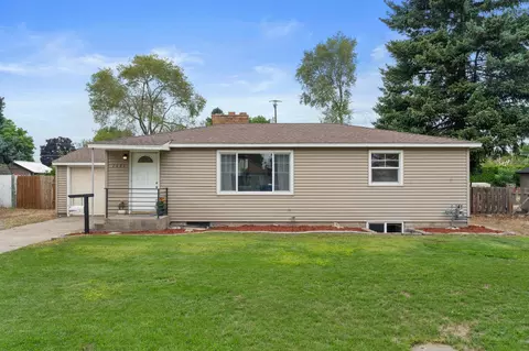 2821 N Locust Rd, Spokane, WA 99206