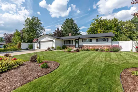 10809 E 35th Ave, Spokane Valley, WA 99206