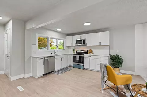 14004 E 4th Ave, Spokane Valley, WA 99216 photo 14