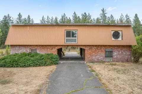 8206 N Nine Mile Rd, Nine Mile Falls, WA 99026