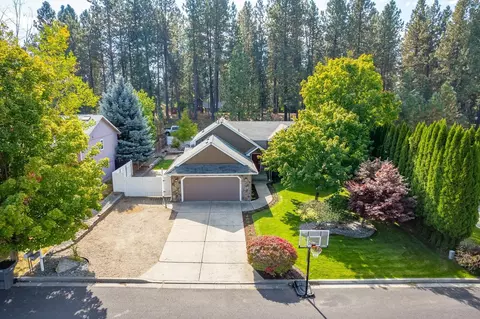 406 E Pine Needle Ave, Colbert, WA 99005 photo 4