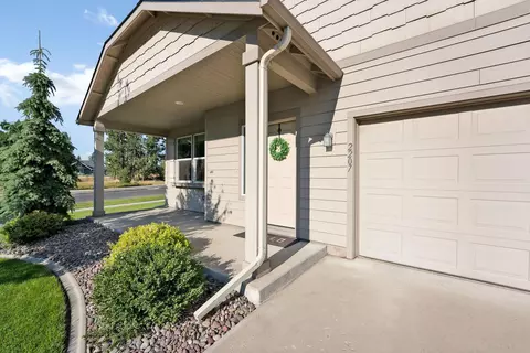 2207 S Havana St, Spokane, WA 99223