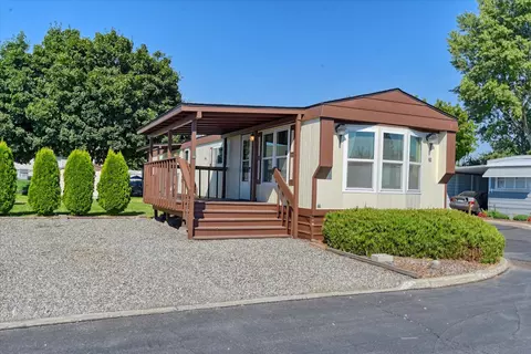 7303 N Crestline St #29, Spokane, WA 99217