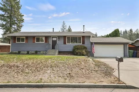 6224 N Cambridge Dr, Spokane, WA 99208