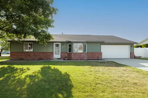 1140 S Russell St, Airway Heights, WA 99001