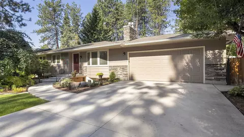 11505 N Lancelot Dr, Spokane, WA 99218