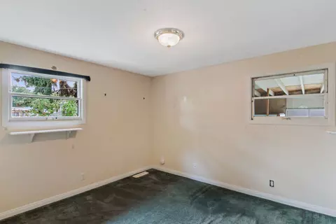 1704 E Hoffman Ave, Spokane, WA 99207 photo 11